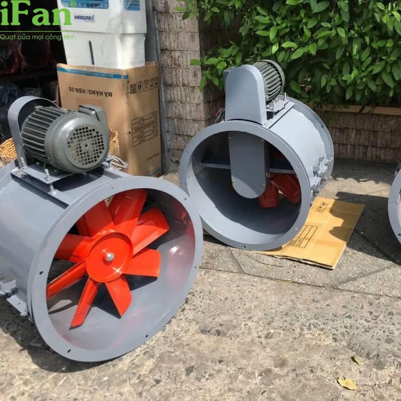 Quạt hướng trục trong hệ thống thông gió công nghiệp.